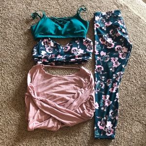 Fabletics BUNDLE! 2 bras, leggings and shirt!